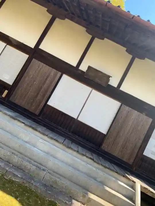 妙湛寺の本殿・本堂