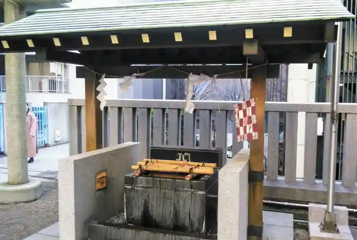 宮益御嶽神社の手水舎