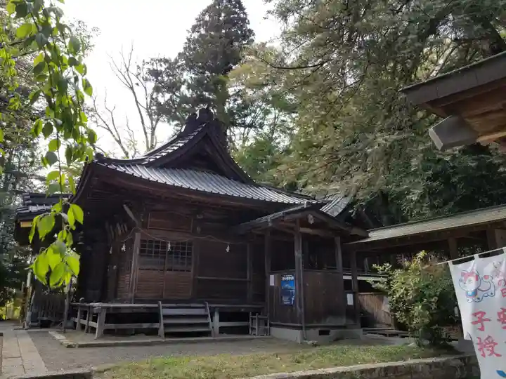 雄琴神社の本殿・本堂
