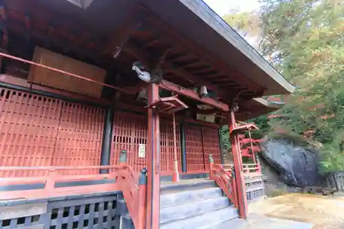 満願寺の本殿