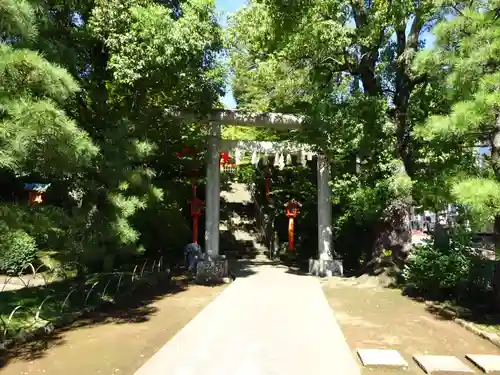 穴八幡宮の鳥居