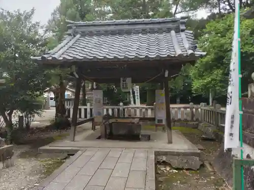 手力雄神社の手水