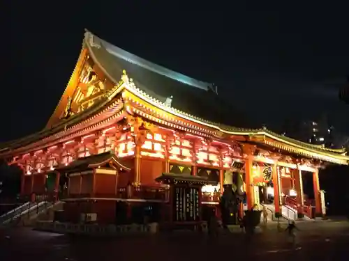 浅草寺の本殿・本堂