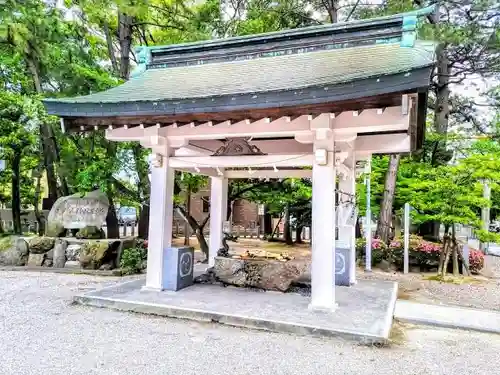 本刈谷神社の手水舎