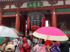 浅草寺の山門