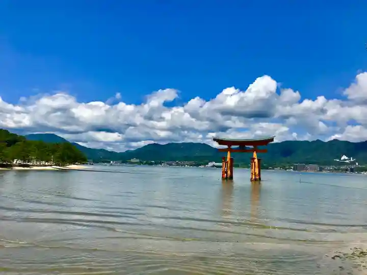 厳島神社(広島県)