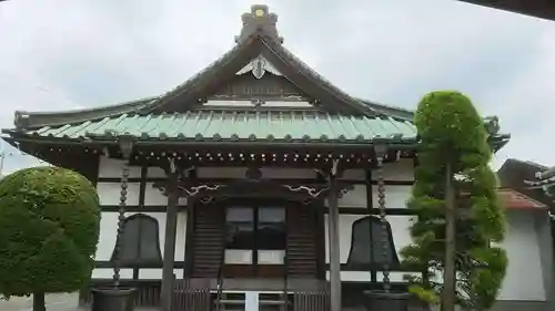 延命寺の本殿・本堂