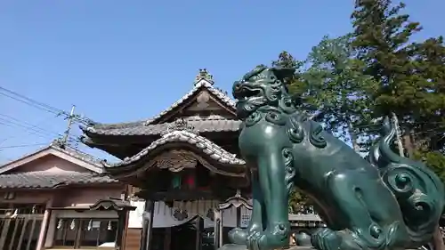 鬼鎮神社の狛犬