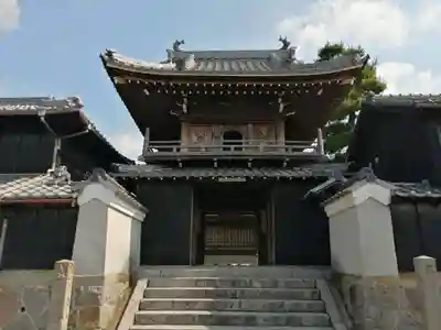 普門寺の山門・神門
