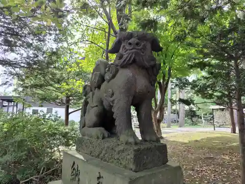 北広島市総鎮守　廣島神社の狛犬