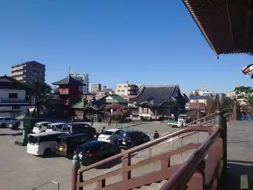 西新井大師総持寺の周辺