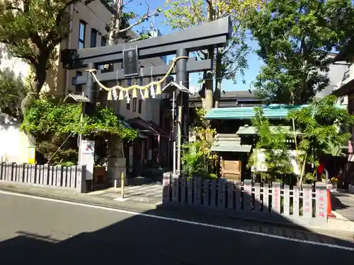 菊名神社の鳥居