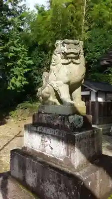 関戸神社の狛犬