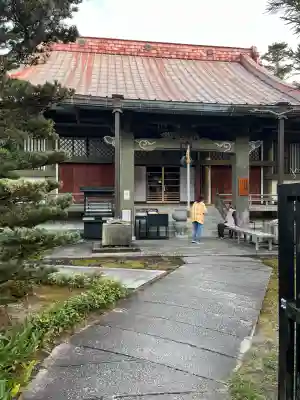 慈眼院の{uncategorized: "未分類", other: "その他", undefined: "問題あり", building: "その他建物", grave: "お墓", sacred_gate: "鳥居", guardian: "狛犬", statue: "像", buddha: "仏像", history: "歴史", nature: "自然", garden: "庭園", animal: "動物", pagoda: "塔", temizu: "手水舎", mountain_gate: "山門・神門", sanctuary: "本殿・本堂", subordinate: "末社・摂社", art: "芸術", scenery: "景色", jizo: "地蔵", ema: "絵馬", goshuin: "御朱印", omikuji: "おみくじ", items: "授与品その他", amulet: "お守り", goshuincho: "御朱印帳", eats: "食事", festival: "お祭り", votive_dance: "神楽", shichigosan: "七五三参", wedding: "結婚式", experience: "体験その他", initially: "初詣", around: "周辺", anti_infection: "感染症対策"}