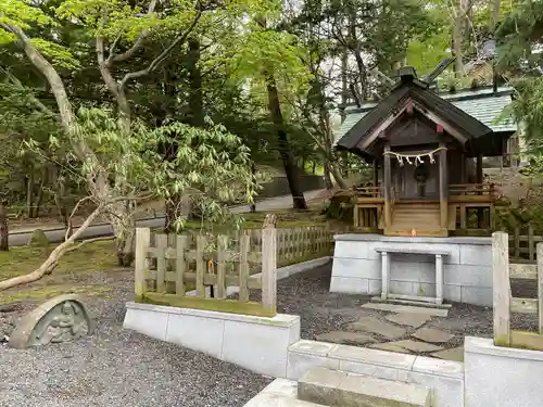 千歳神社の末社・摂社