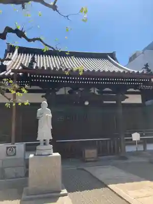 本興寺の本殿・本堂