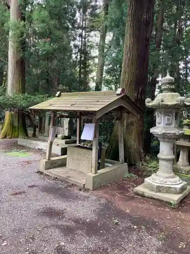 風隼神社の手水舎