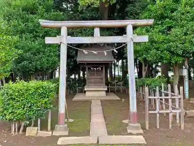 峯ヶ岡八幡神社の末社・摂社