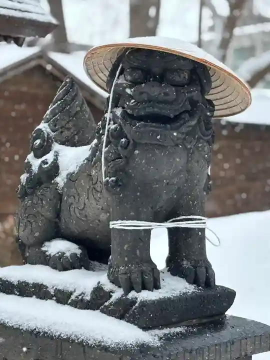 札幌諏訪神社の狛犬