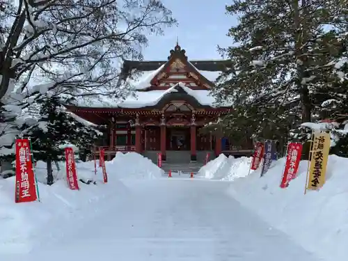 眞久寺の本殿