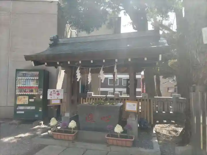 高円寺氷川神社の手水舎