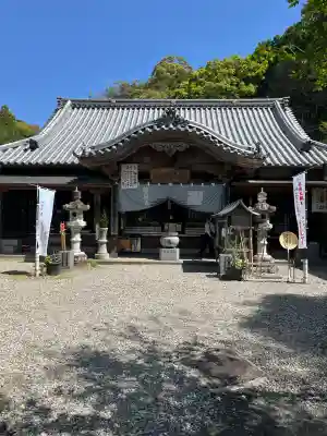 鯖大師本坊の{uncategorized: "未分類", other: "その他", undefined: "問題あり", building: "その他建物", grave: "お墓", sacred_gate: "鳥居", guardian: "狛犬", statue: "像", buddha: "仏像", history: "歴史", nature: "自然", garden: "庭園", animal: "動物", pagoda: "塔", temizu: "手水舎", mountain_gate: "山門・神門", sanctuary: "本殿・本堂", subordinate: "末社・摂社", art: "芸術", scenery: "景色", jizo: "地蔵", ema: "絵馬", goshuin: "御朱印", omikuji: "おみくじ", items: "授与品その他", amulet: "お守り", goshuincho: "御朱印帳", eats: "食事", festival: "お祭り", votive_dance: "神楽", shichigosan: "七五三参", wedding: "結婚式", experience: "体験その他", initially: "初詣", around: "周辺", anti_infection: "感染症対策"}
