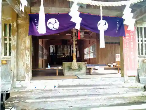荒倉神社の本殿・本堂