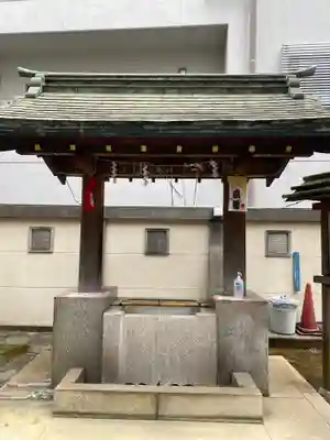 吉原神社の手水舎
