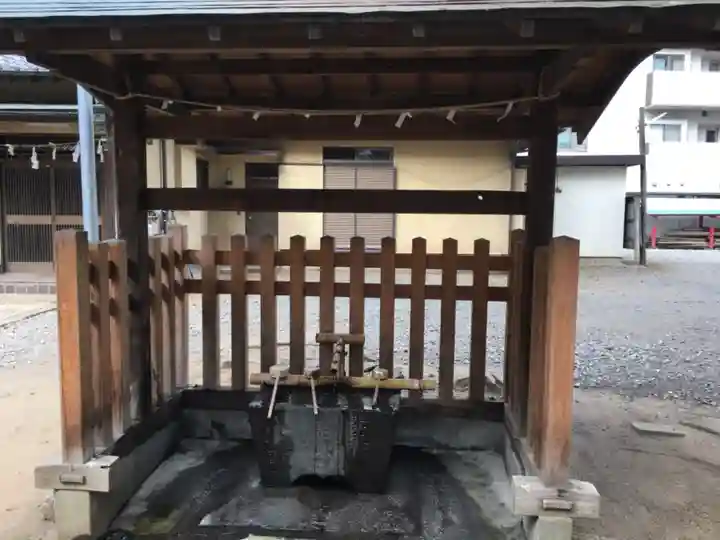 加茂神社の手水舎