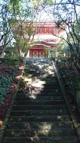 柞原八幡宮の建物その他