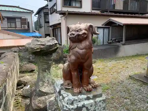 金谷神社の狛犬