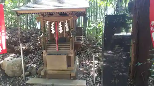 道野辺八幡宮の末社・摂社