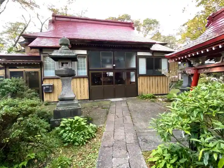 与次郎稲荷神社の本殿・本堂