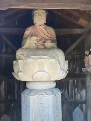 岳林寺の仏像