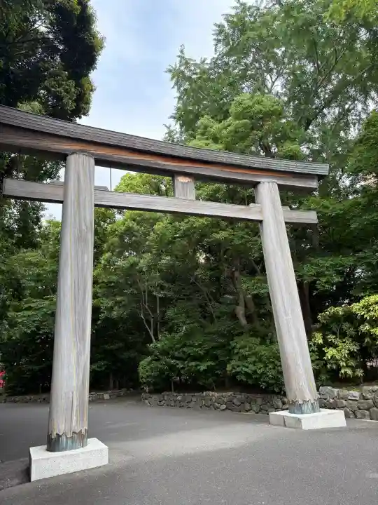 掘出稲荷神社の{uncategorized: "未分類", other: "その他", undefined: "問題あり", building: "その他建物", grave: "お墓", sacred_gate: "鳥居", guardian: "狛犬", statue: "像", buddha: "仏像", history: "歴史", nature: "自然", garden: "庭園", animal: "動物", pagoda: "塔", temizu: "手水舎", mountain_gate: "山門・神門", sanctuary: "本殿・本堂", subordinate: "末社・摂社", art: "芸術", scenery: "景色", jizo: "地蔵", ema: "絵馬", goshuin: "御朱印", omikuji: "おみくじ", items: "授与品その他", amulet: "お守り", goshuincho: "御朱印帳", eats: "食事", festival: "お祭り", votive_dance: "神楽", shichigosan: "七五三参", wedding: "結婚式", experience: "体験その他", initially: "初詣", around: "周辺", anti_infection: "感染症対策"}