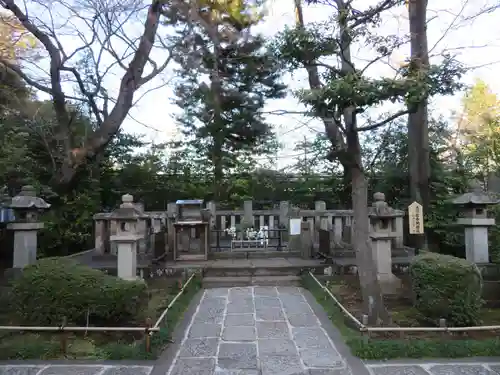 松陰神社のお墓