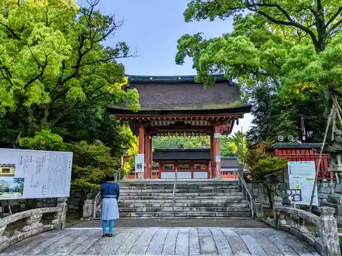 津島神社の山門