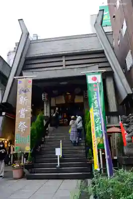 烏森神社の本殿・本堂