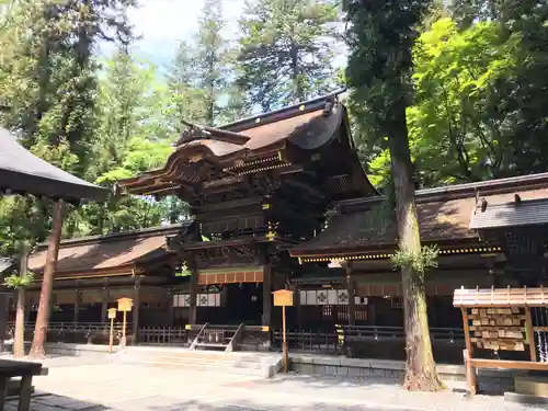 諏訪大社下社春宮の本殿・本堂