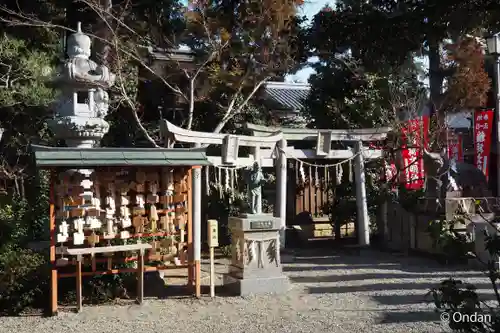 九帝王宮 萱野神社(滋賀県)