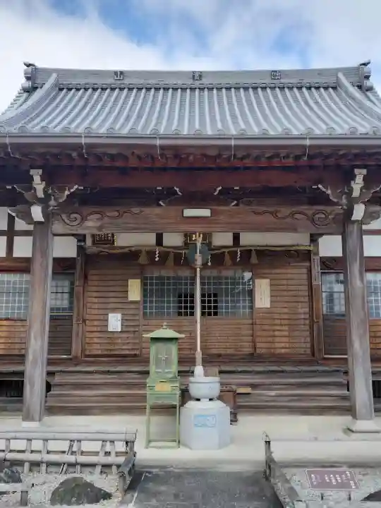 大福寺の{uncategorized: "未分類", other: "その他", undefined: "問題あり", building: "その他建物", grave: "お墓", sacred_gate: "鳥居", guardian: "狛犬", statue: "像", buddha: "仏像", history: "歴史", nature: "自然", garden: "庭園", animal: "動物", pagoda: "塔", temizu: "手水舎", mountain_gate: "山門・神門", sanctuary: "本殿・本堂", subordinate: "末社・摂社", art: "芸術", scenery: "景色", jizo: "地蔵", ema: "絵馬", goshuin: "御朱印", omikuji: "おみくじ", items: "授与品その他", amulet: "お守り", goshuincho: "御朱印帳", eats: "食事", festival: "お祭り", votive_dance: "神楽", shichigosan: "七五三参", wedding: "結婚式", experience: "体験その他", initially: "初詣", around: "周辺", anti_infection: "感染症対策"}