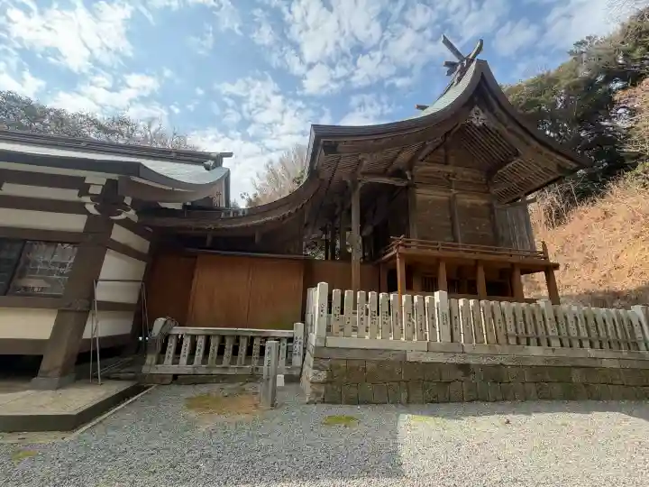 織幡神社の{uncategorized: "未分類", other: "その他", undefined: "問題あり", building: "その他建物", grave: "お墓", sacred_gate: "鳥居", guardian: "狛犬", statue: "像", buddha: "仏像", history: "歴史", nature: "自然", garden: "庭園", animal: "動物", pagoda: "塔", temizu: "手水舎", mountain_gate: "山門・神門", sanctuary: "本殿・本堂", subordinate: "末社・摂社", art: "芸術", scenery: "景色", jizo: "地蔵", ema: "絵馬", goshuin: "御朱印", omikuji: "おみくじ", items: "授与品その他", amulet: "お守り", goshuincho: "御朱印帳", eats: "食事", festival: "お祭り", votive_dance: "神楽", shichigosan: "七五三参", wedding: "結婚式", experience: "体験その他", initially: "初詣", around: "周辺", anti_infection: "感染症対策"}