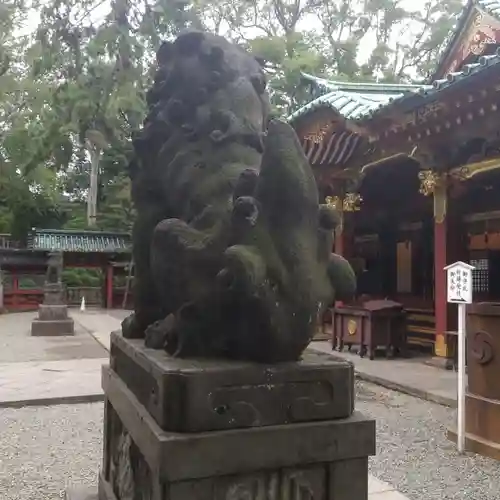 根津神社の狛犬