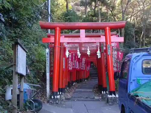 佐助稲荷神社の鳥居