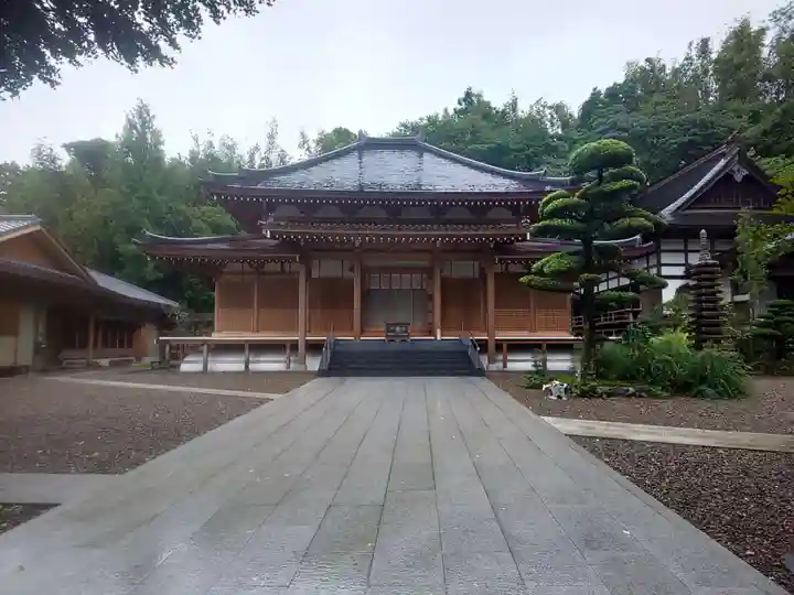 薬王寺の本殿・本堂