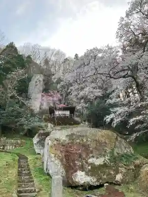 堂の下の岩観音(栃木県)
