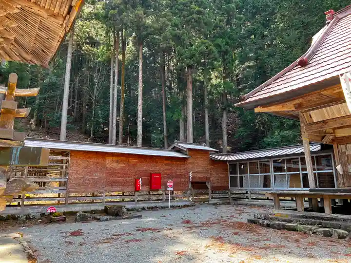 高尾穂見神社のその他建物