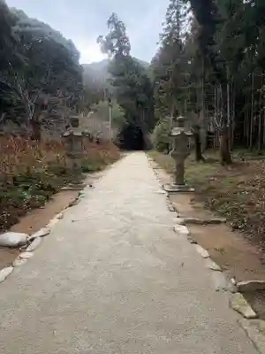 桜井大神宮の{uncategorized: "未分類", other: "その他", undefined: "問題あり", building: "その他建物", grave: "お墓", sacred_gate: "鳥居", guardian: "狛犬", statue: "像", buddha: "仏像", history: "歴史", nature: "自然", garden: "庭園", animal: "動物", pagoda: "塔", temizu: "手水舎", mountain_gate: "山門・神門", sanctuary: "本殿・本堂", subordinate: "末社・摂社", art: "芸術", scenery: "景色", jizo: "地蔵", ema: "絵馬", goshuin: "御朱印", omikuji: "おみくじ", items: "授与品その他", amulet: "お守り", goshuincho: "御朱印帳", eats: "食事", festival: "お祭り", votive_dance: "神楽", shichigosan: "七五三参", wedding: "結婚式", experience: "体験その他", initially: "初詣", around: "周辺", anti_infection: "感染症対策"}