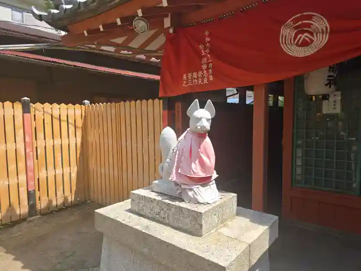 赤土稲荷大明神の狛犬