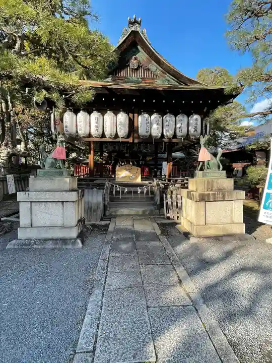 満足稲荷神社の本殿・本堂